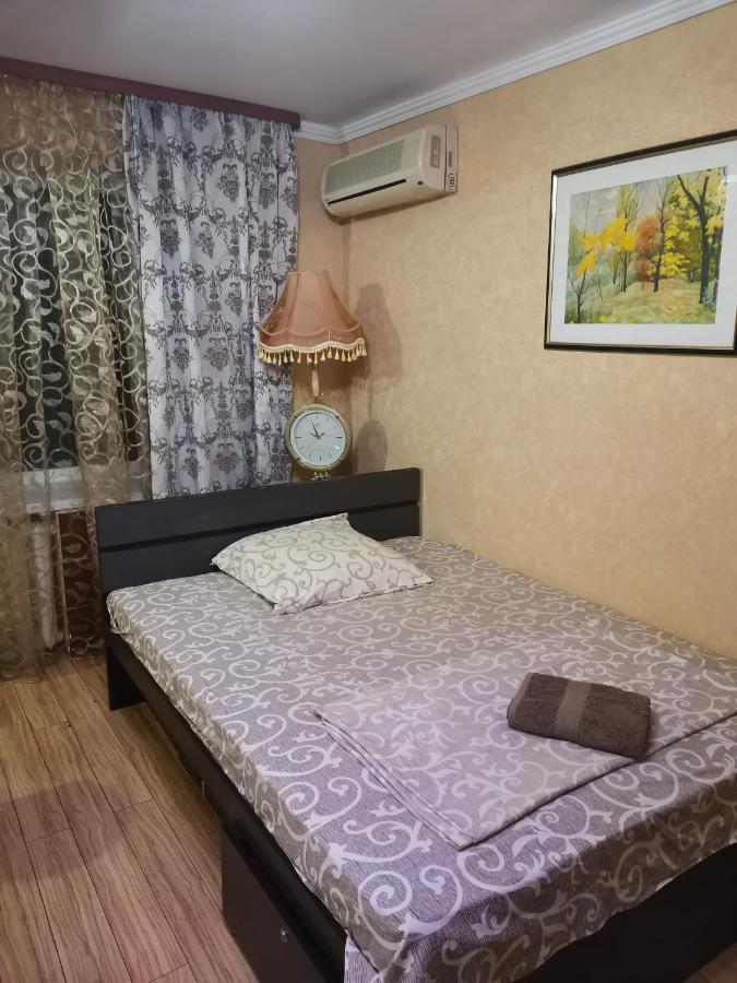 Apartment Studio On Mayakovskogo Avenue Zaporizhia エクステリア 写真