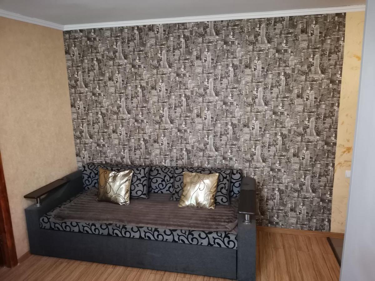 Apartment Studio On Mayakovskogo Avenue Zaporizhia エクステリア 写真
